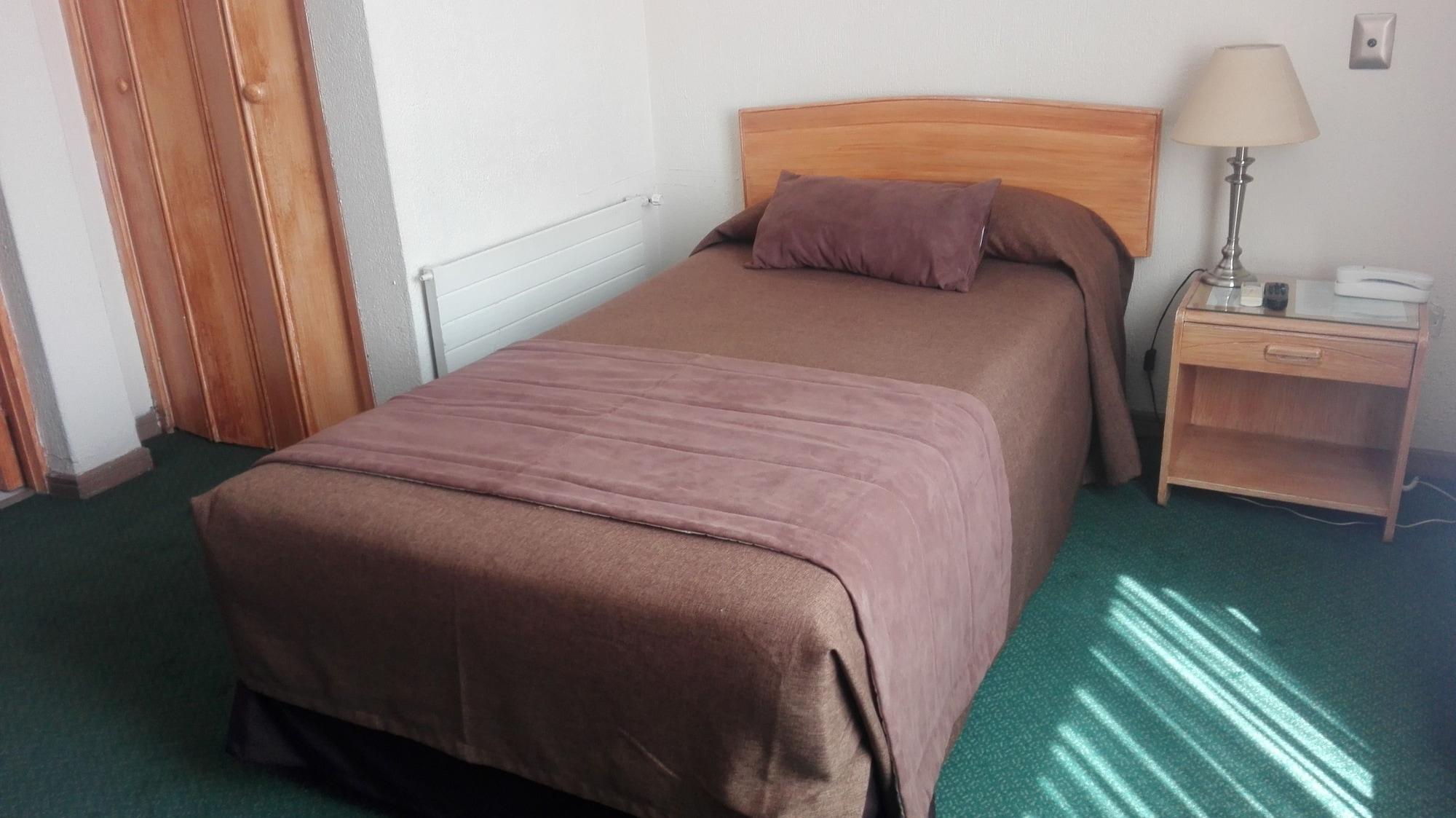 סנטיאגו Hotel Maria Angola מראה חיצוני תמונה