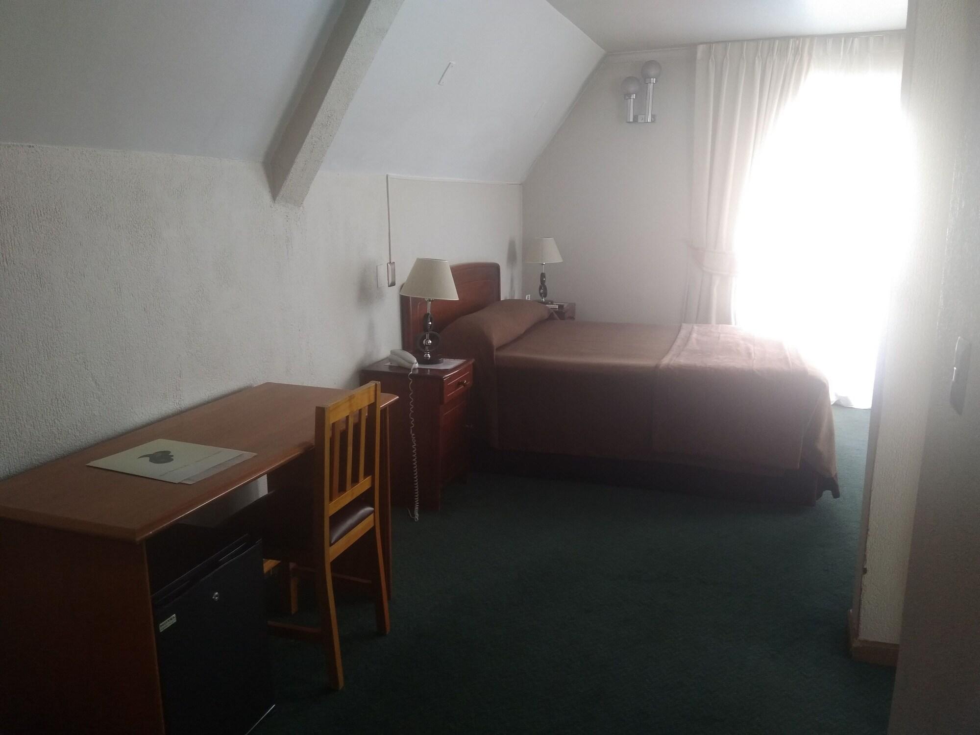 סנטיאגו Hotel Maria Angola מראה חיצוני תמונה
