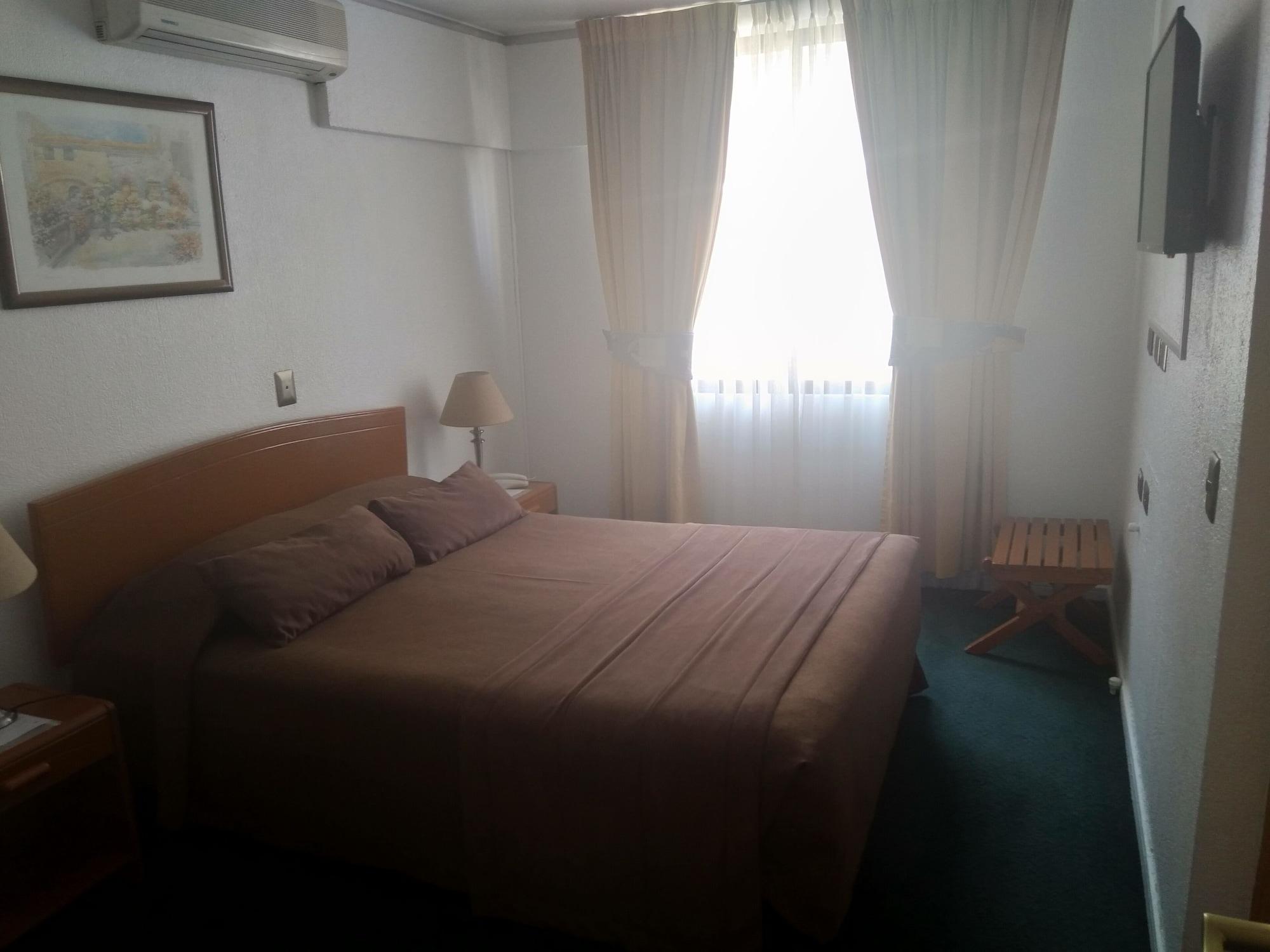 סנטיאגו Hotel Maria Angola מראה חיצוני תמונה