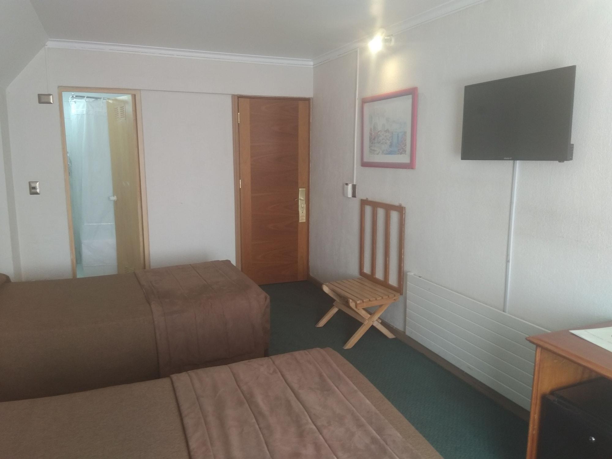 סנטיאגו Hotel Maria Angola מראה חיצוני תמונה