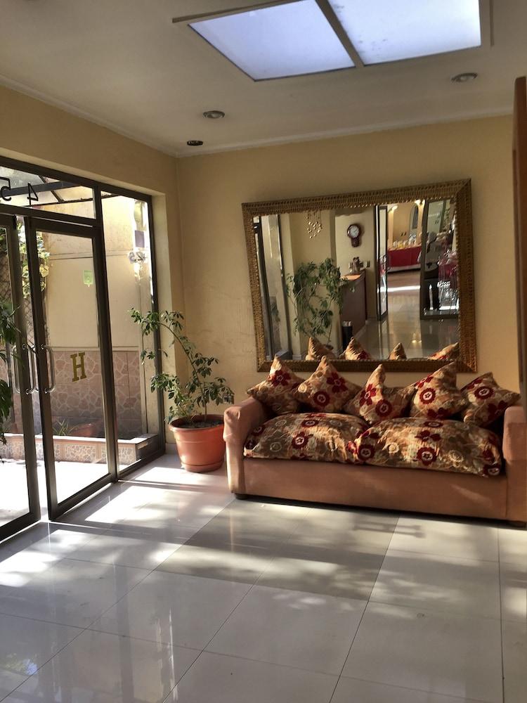 סנטיאגו Hotel Maria Angola מראה חיצוני תמונה